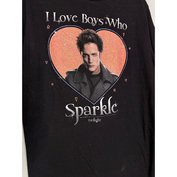 Twilight I Love Boys Who Sparkle Edward Cullen graphic t-shirt y2k - Picture 3 of 5